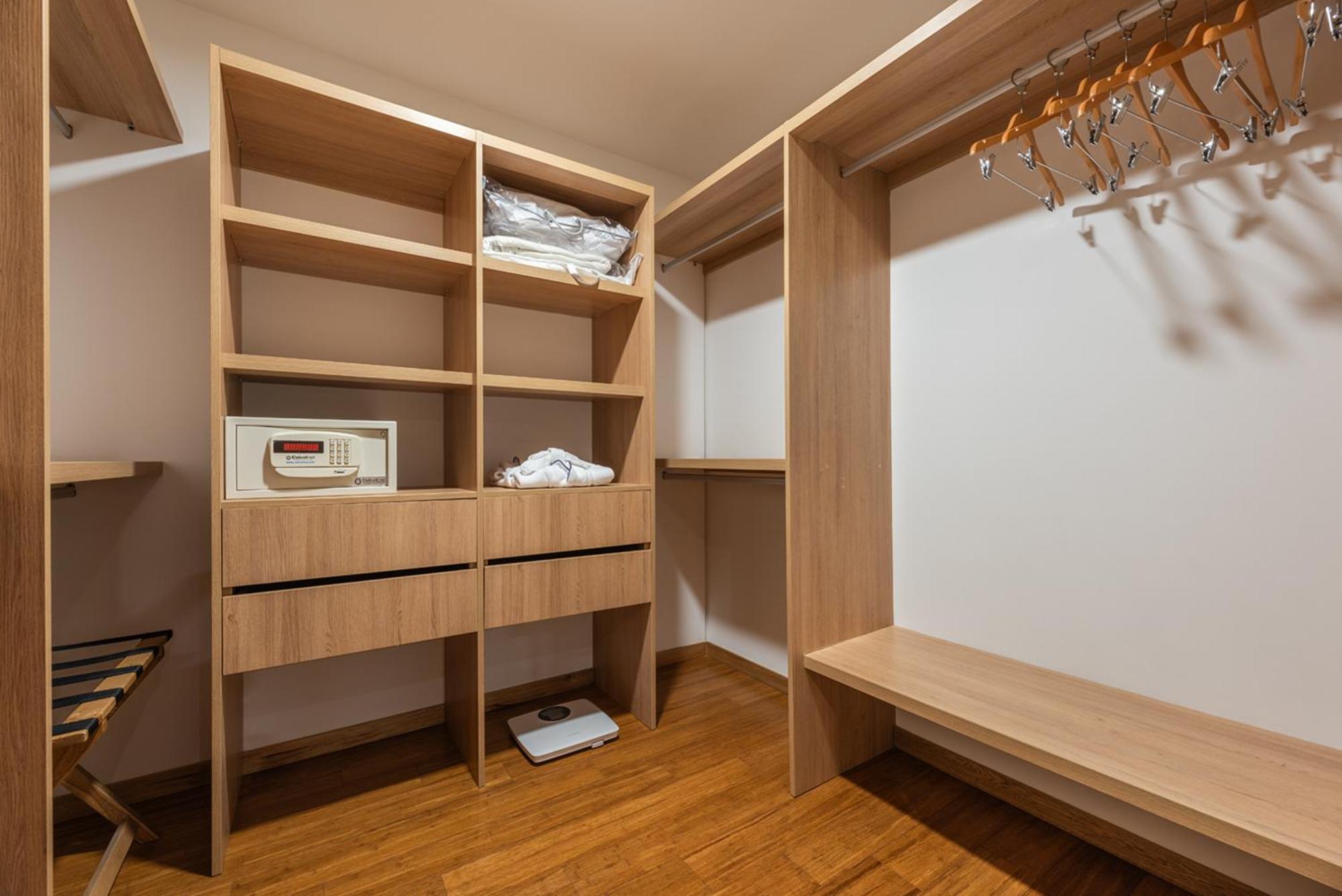 Estelar La Torre Suites Medellin Ngoại thất bức ảnh