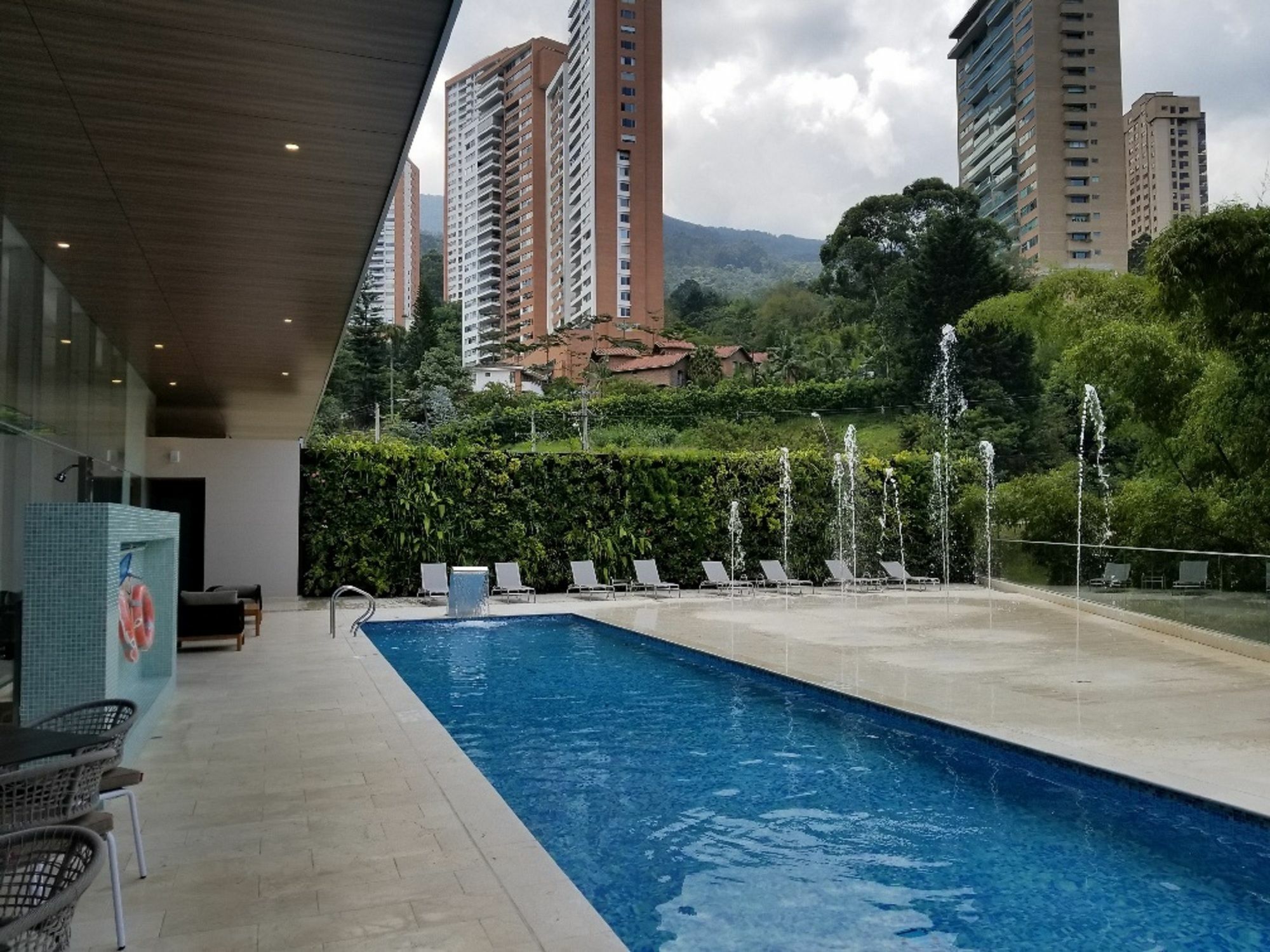Estelar La Torre Suites Medellin Ngoại thất bức ảnh